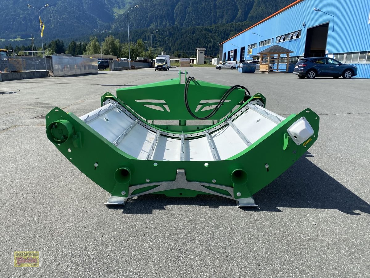 Einstreutechnik des Typs Hustler  LX 104 Rundballenabwickler Aktion!, Neumaschine in Kötschach (Bild 24)