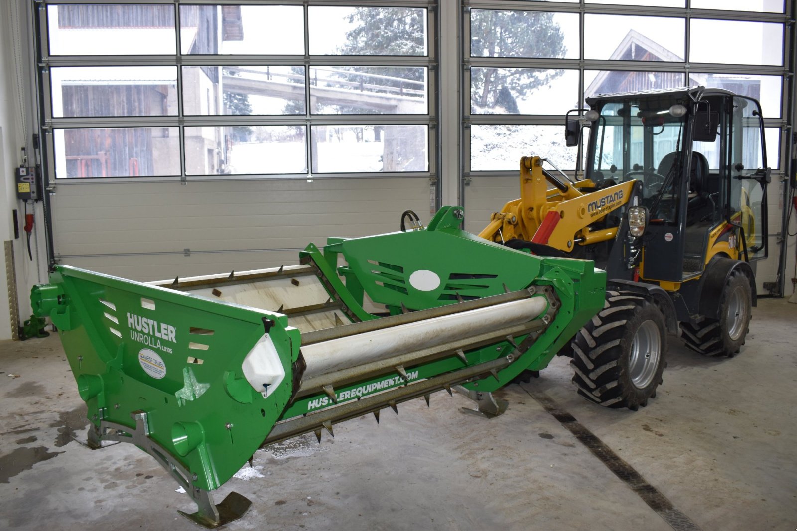 Einstreutechnik of the type Hustler  LX 105, Gebrauchtmaschine in Holzkirchen (Picture 1)