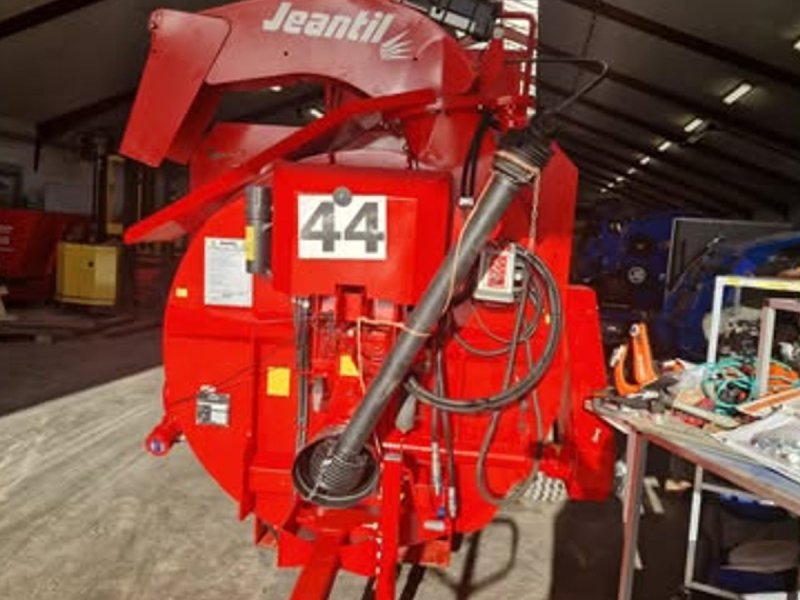 Einstreutechnik typu Jeantil PR2000, Gebrauchtmaschine w Møldrup (Zdjęcie 1)