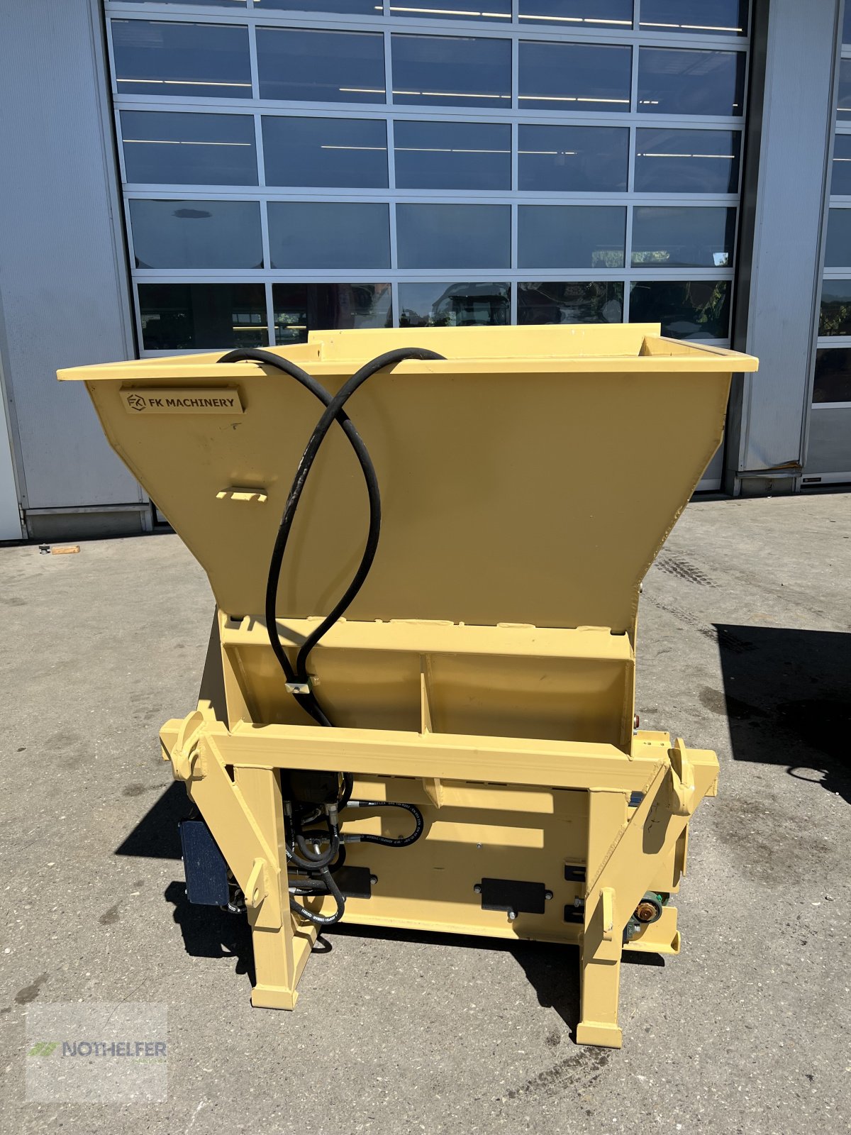 Einstreutechnik of the type Kolaszewski Einstreugeräte in verschiedenen Größen *Große Auswahl*, Neumaschine in Pforzen (Picture 5)