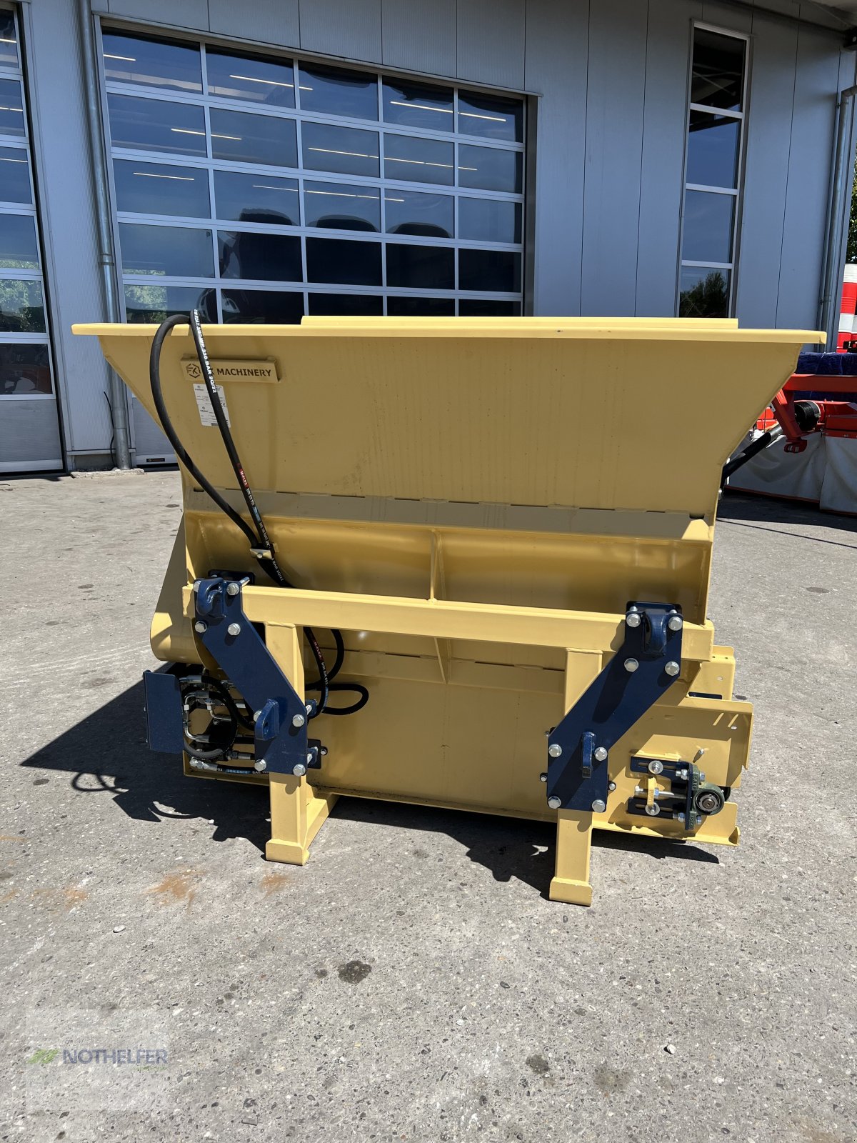 Einstreutechnik of the type Kolaszewski Einstreugeräte in verschiedenen Größen *Große Auswahl*, Neumaschine in Pforzen (Picture 10)