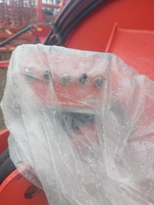 Einstreutechnik tipa Kuhn Primor 2060 M m/drejetud hy . opriver, Gebrauchtmaschine u Tinglev (Slika 4)