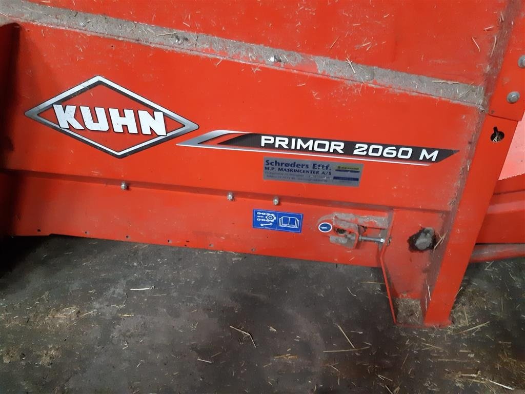 Einstreutechnik tip Kuhn Primor 2060 M m/drejetud som ny kun brugt meget lidt., Gebrauchtmaschine in Bylderup-Bov (Poză 3)