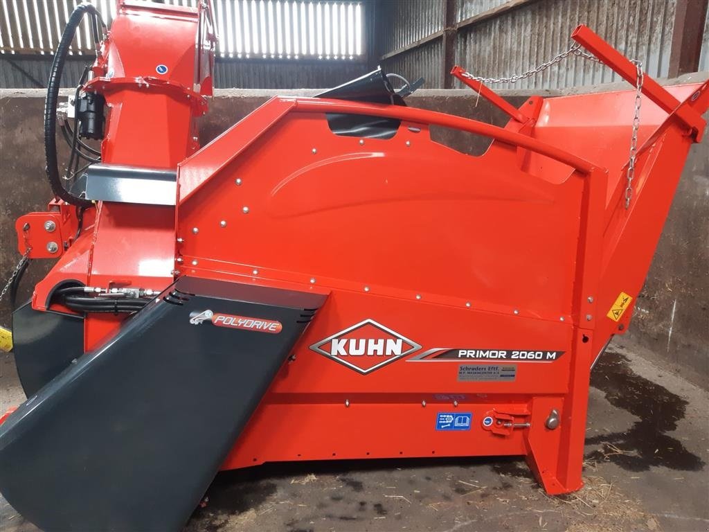 Einstreutechnik tip Kuhn Primor 2060 M m/drejetud som ny kun brugt meget lidt., Gebrauchtmaschine in Bylderup-Bov (Poză 1)