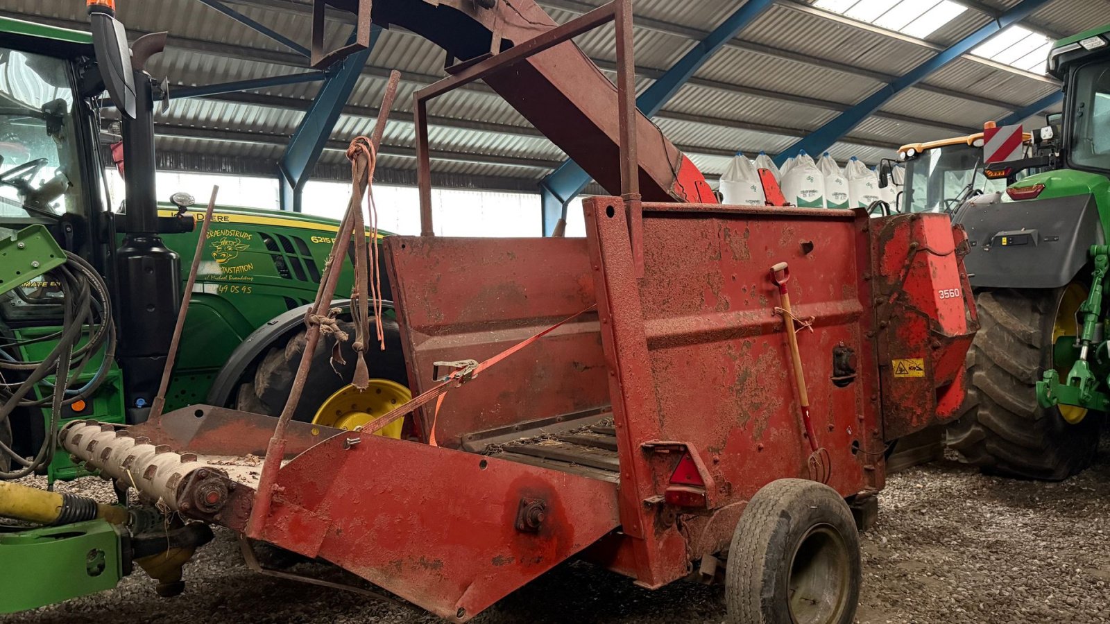 Einstreutechnik типа Kuhn Primor 3560, Gebrauchtmaschine в Gjerlev J. (Фотография 3)