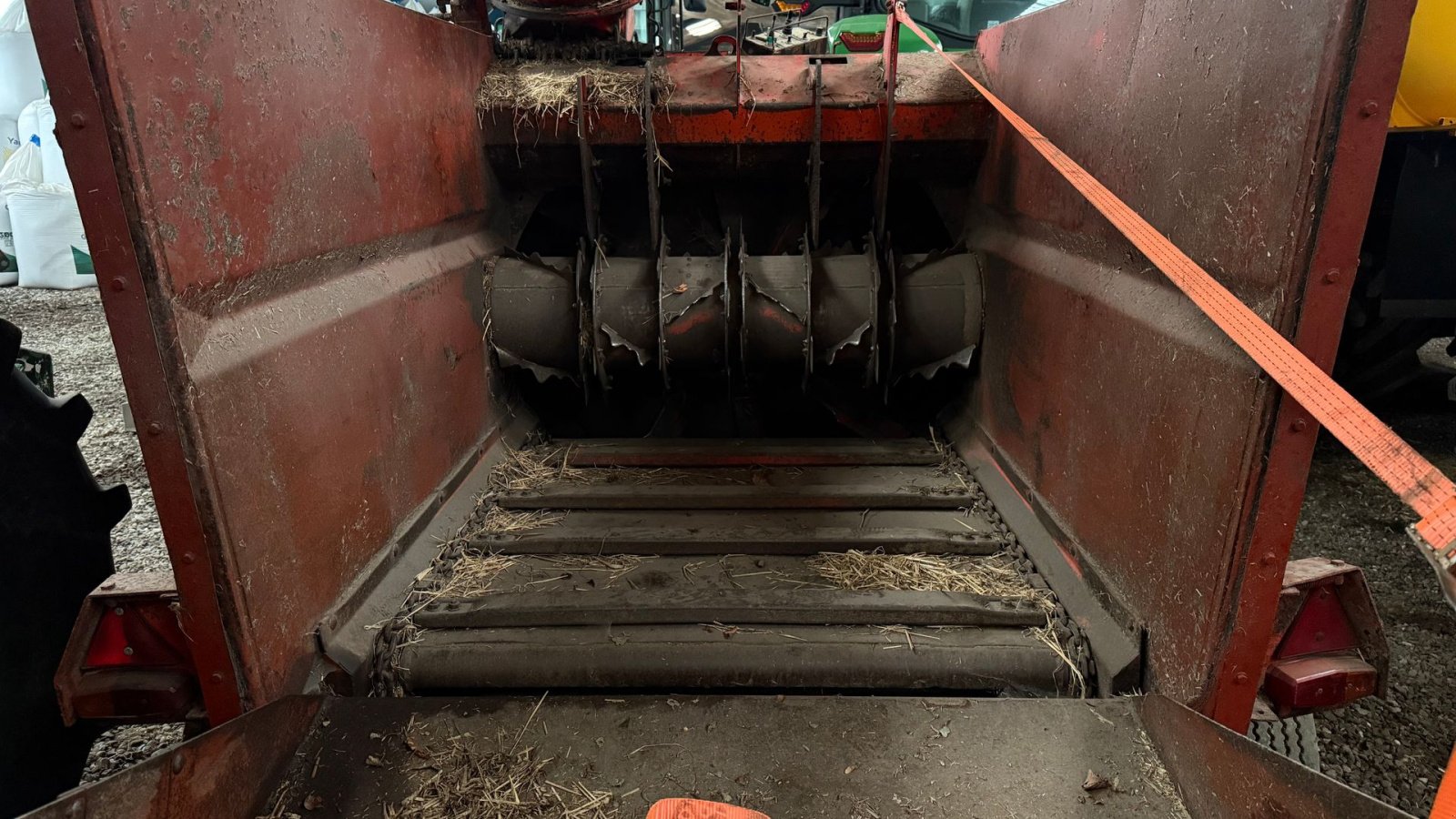 Einstreutechnik типа Kuhn Primor 3560, Gebrauchtmaschine в Gjerlev J. (Фотография 4)