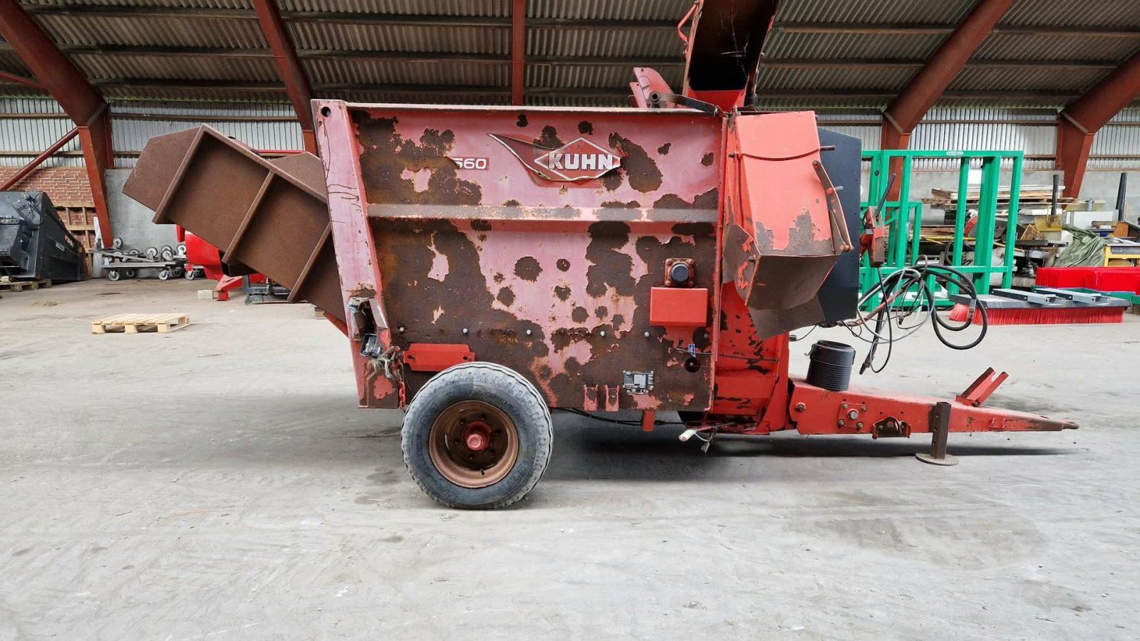 Einstreutechnik del tipo Kuhn Primor 3560, Gebrauchtmaschine en Møldrup (Imagen 1)