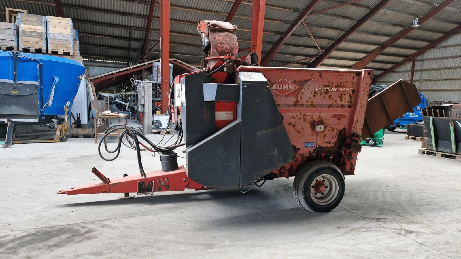 Einstreutechnik del tipo Kuhn Primor 3560, Gebrauchtmaschine en Møldrup (Imagen 2)