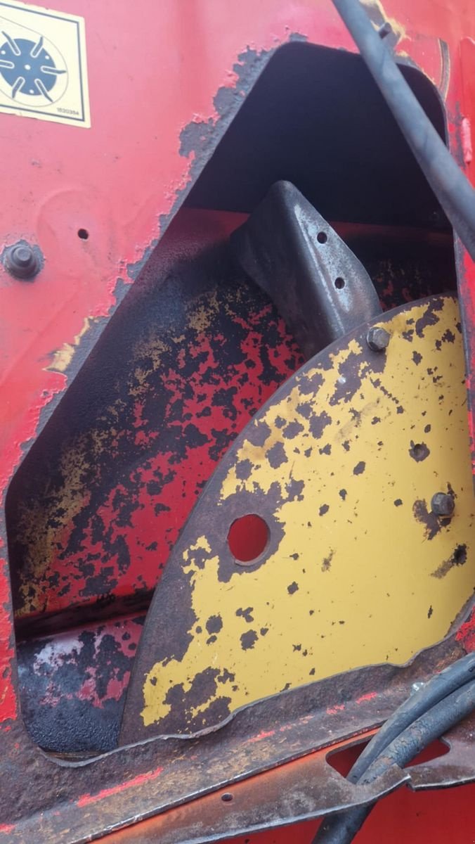 Einstreutechnik of the type Kverneland Kverneland KD 832, Gebrauchtmaschine in Villach/Zauchen (Picture 2)