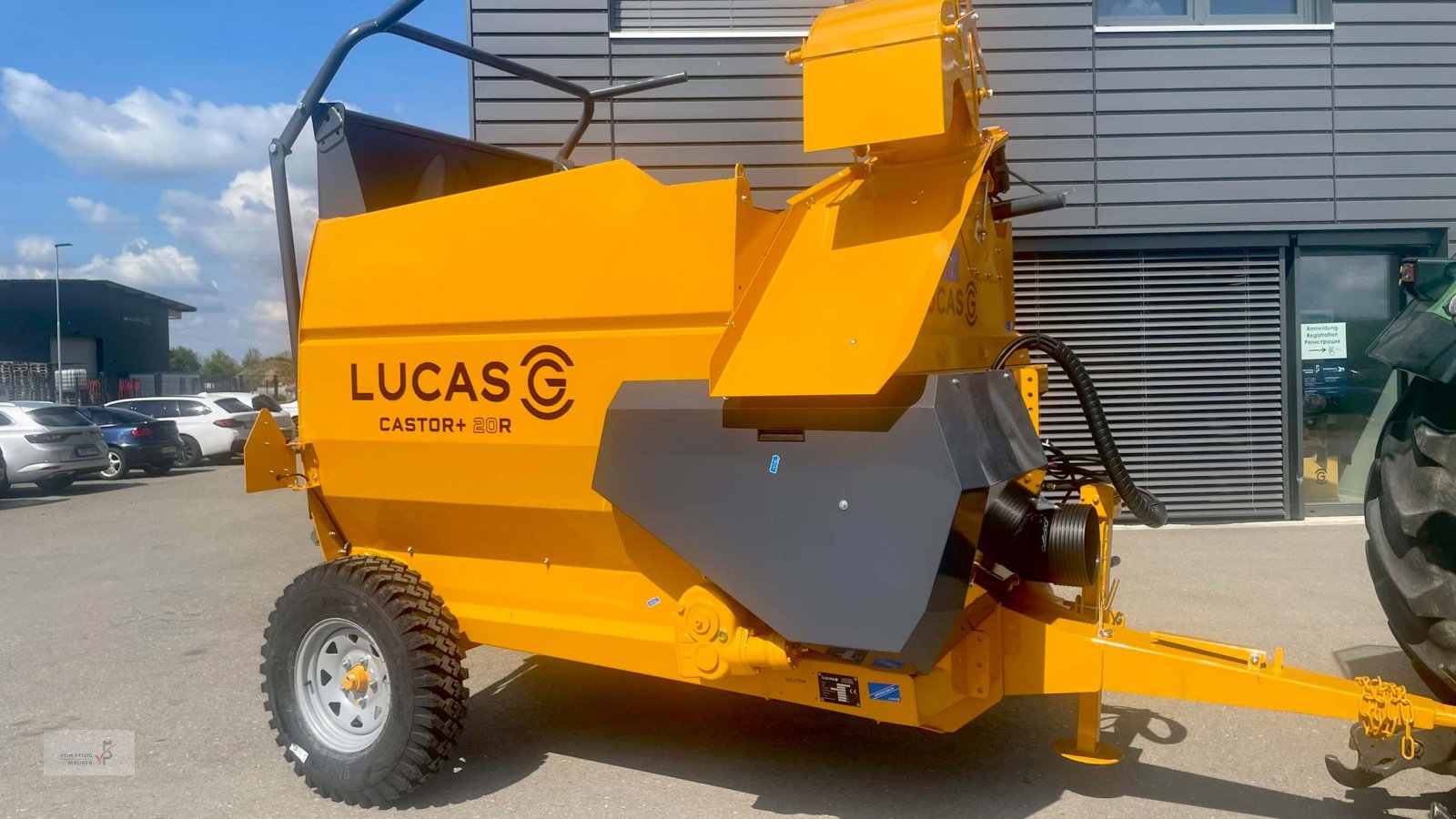 Einstreutechnik of the type Lucas Castor+ 20 R, Neumaschine in Mahlberg-Orschweier (Picture 5)