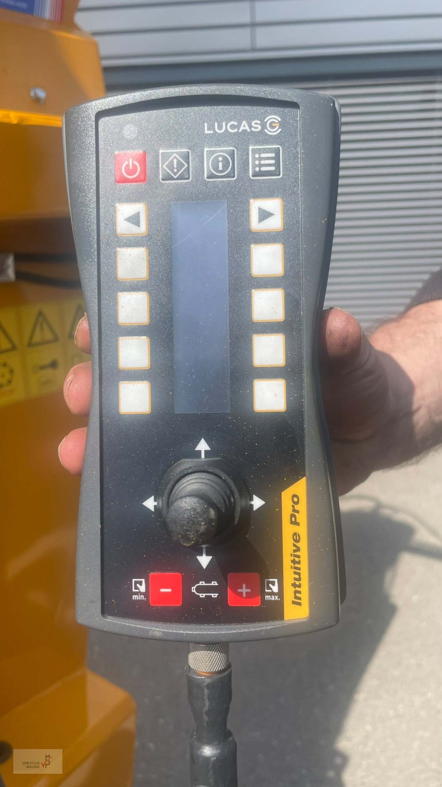 Einstreutechnik of the type Lucas Castor+ 20 R, Neumaschine in Mahlberg-Orschweier (Picture 9)