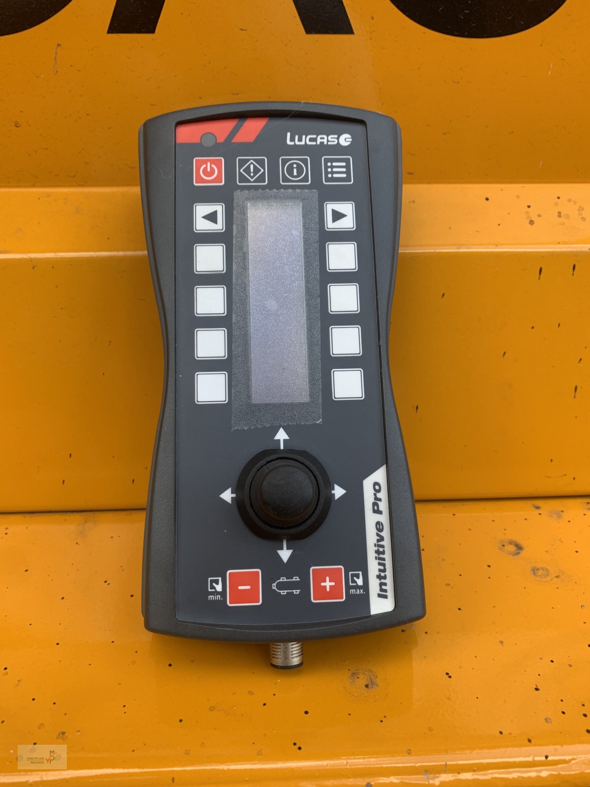 Einstreutechnik of the type Lucas Castor 20, Neumaschine in Königsmoor (Picture 8)