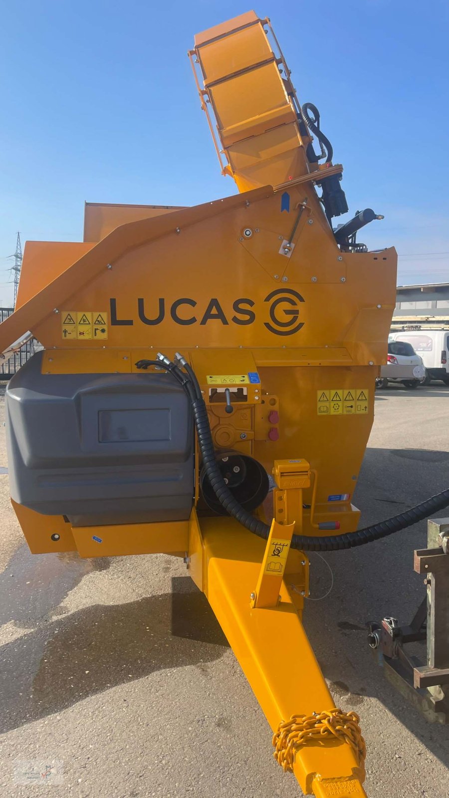 Einstreutechnik of the type Lucas Castor + 80 R, Neumaschine in Mahlberg-Orschweier (Picture 7)