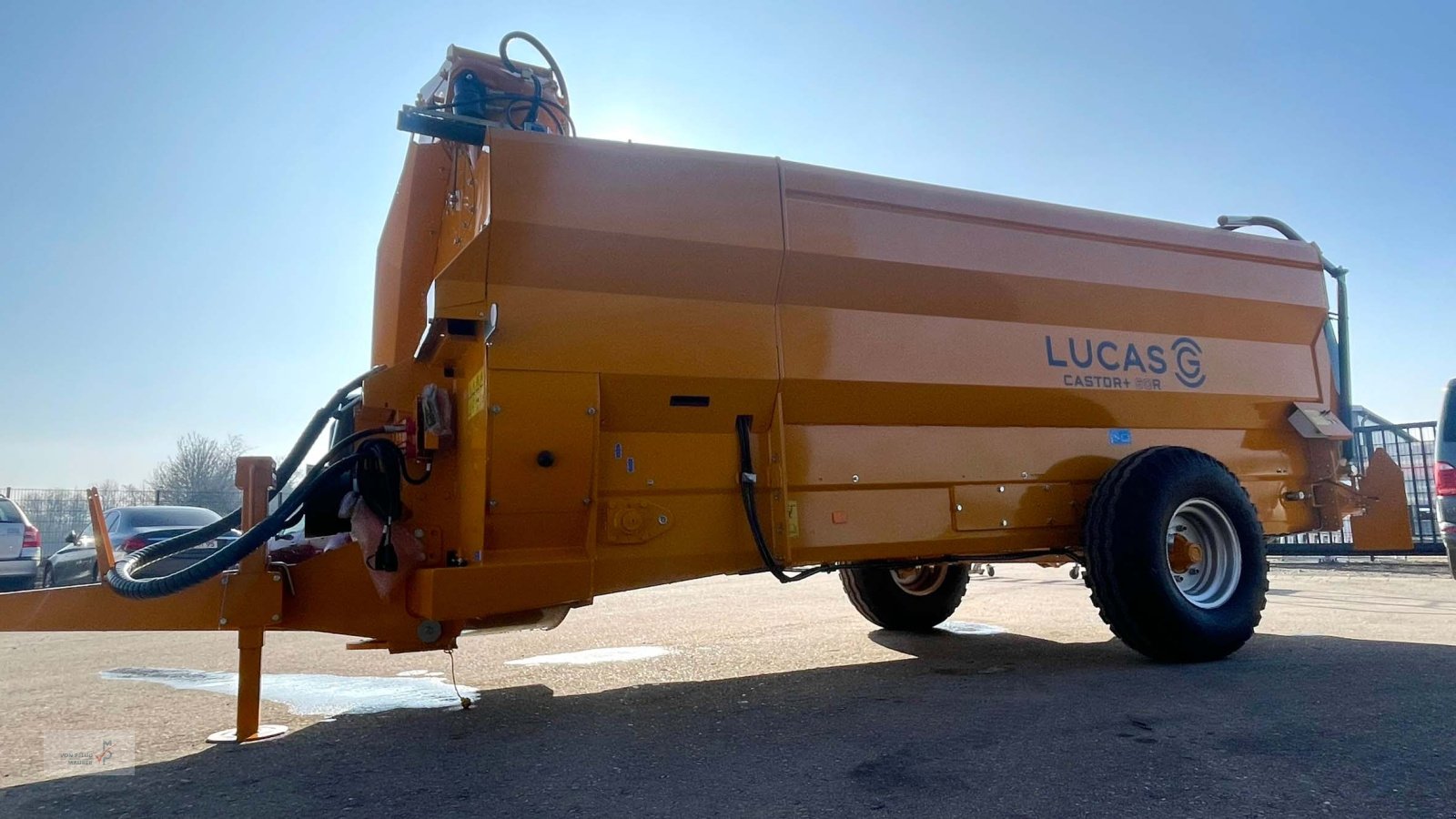 Einstreutechnik of the type Lucas Castor + 80 R, Neumaschine in Mahlberg-Orschweier (Picture 10)