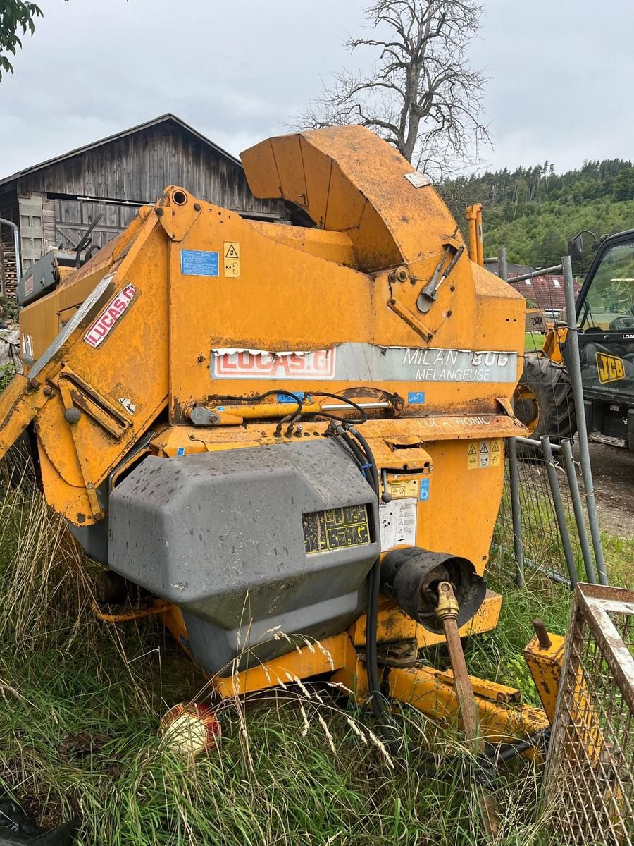 Einstreutechnik of the type Lucas Einstreuwagen, Gebrauchtmaschine in Feldkirchen (Picture 2)