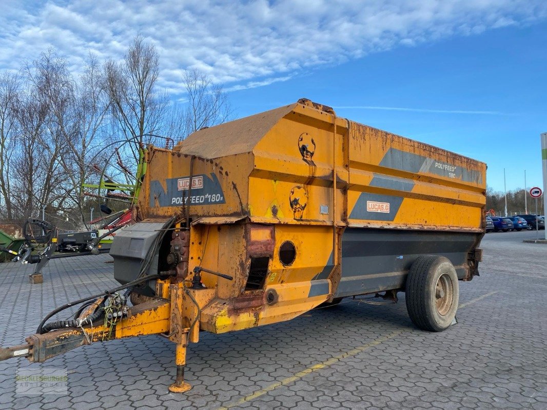 Einstreutechnik of the type Lucas Polyfeed 180 M - Ersatzteilspender !, Gebrauchtmaschine in Mühlengeez (Picture 1)