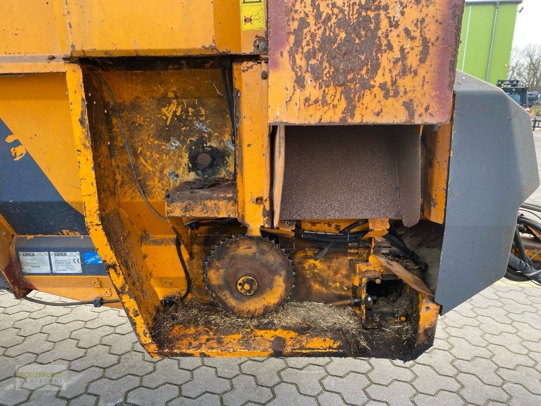Einstreutechnik of the type Lucas Polyfeed 180 M - Ersatzteilspender !, Gebrauchtmaschine in Mühlengeez (Picture 5)