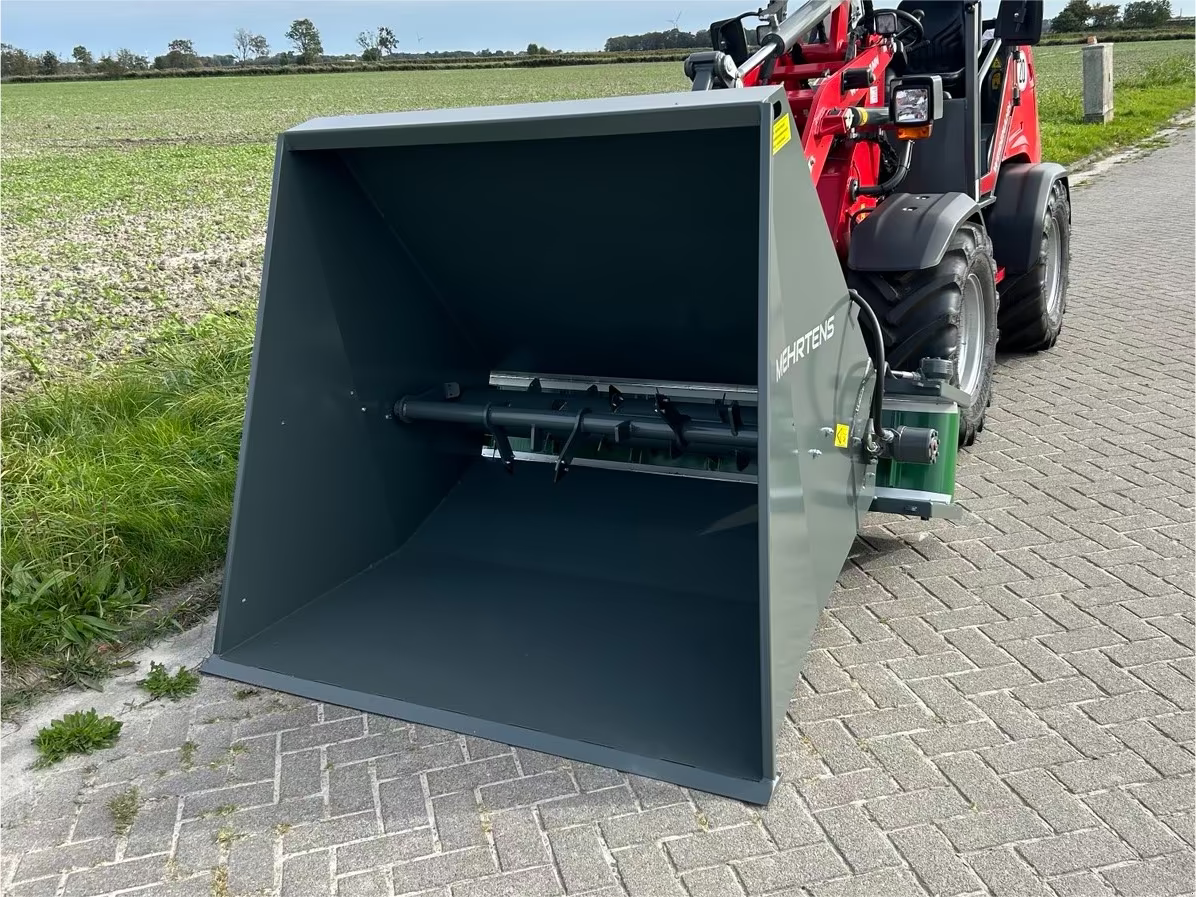 Einstreutechnik typu Mehrtens Einstreugerät EG1401 Strohverteiler Strohhexe, Neumaschine w Dornum - Nesse (Zdjęcie 1)