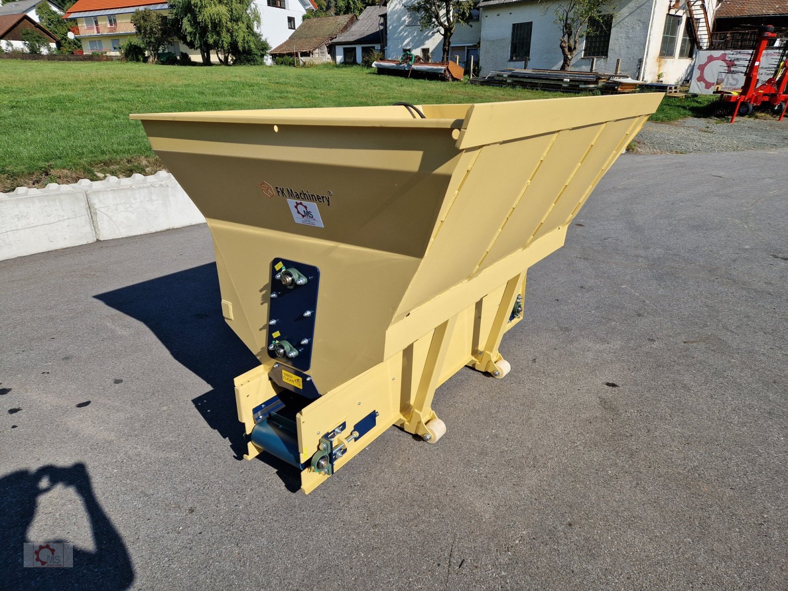 Einstreutechnik typu MS Einstreugerät universell Einstreuschaufel, Neumaschine v Tiefenbach (Obrázek 4)