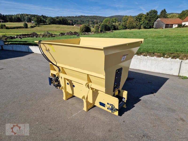 Einstreutechnik des Typs MS Einstreugerät universell Einstreuschaufel, Neumaschine in Tiefenbach (Bild 1)