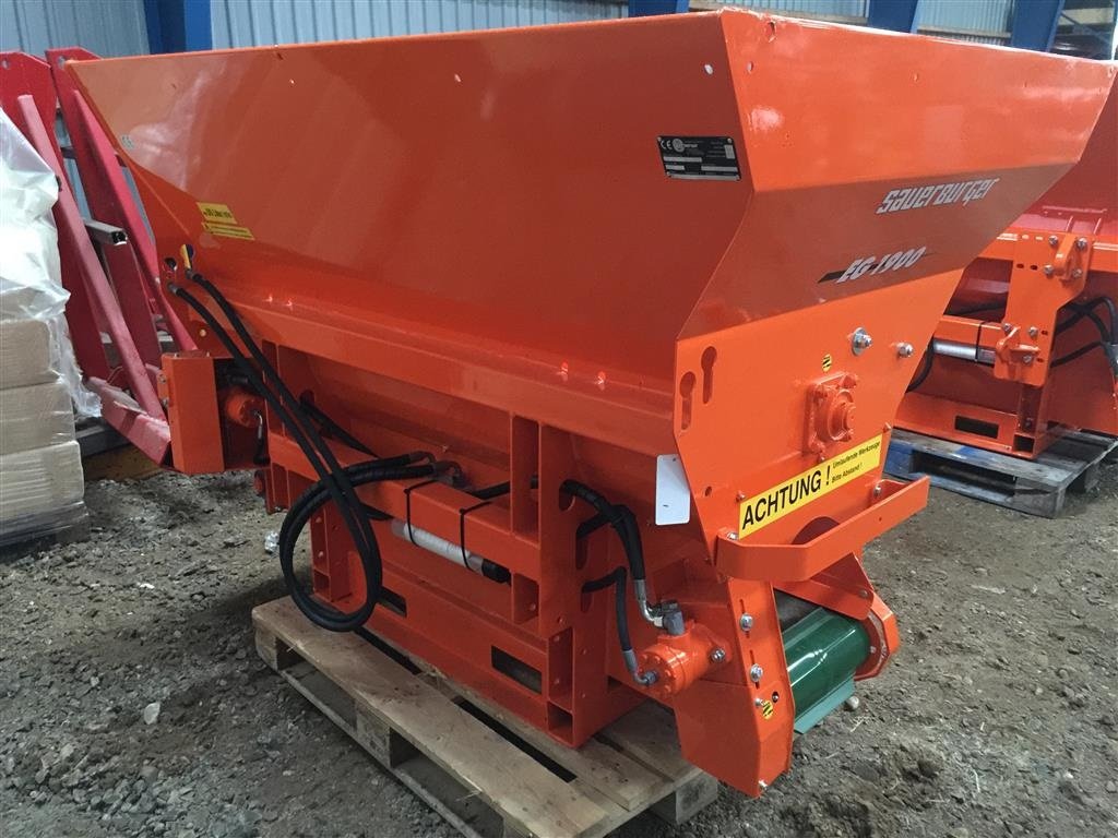 Einstreutechnik of the type Sauerburger EG 1900, Gebrauchtmaschine in Brørup (Picture 1)