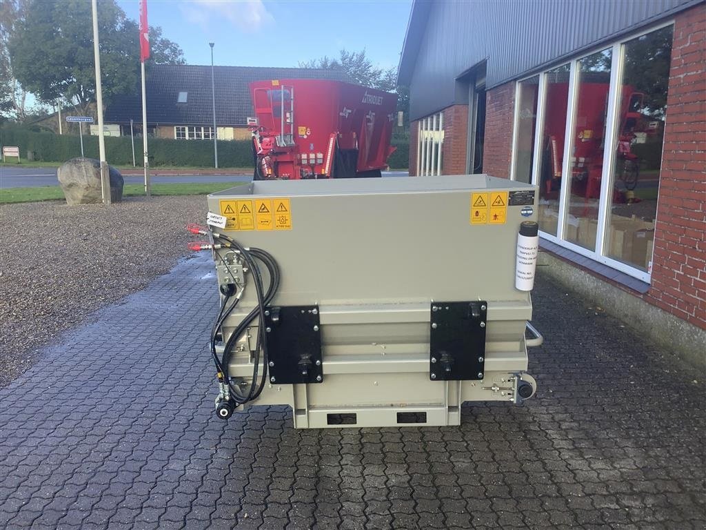 Einstreutechnik des Typs Shelbourne Strøskovl, Gebrauchtmaschine in Rødding (Bild 4)