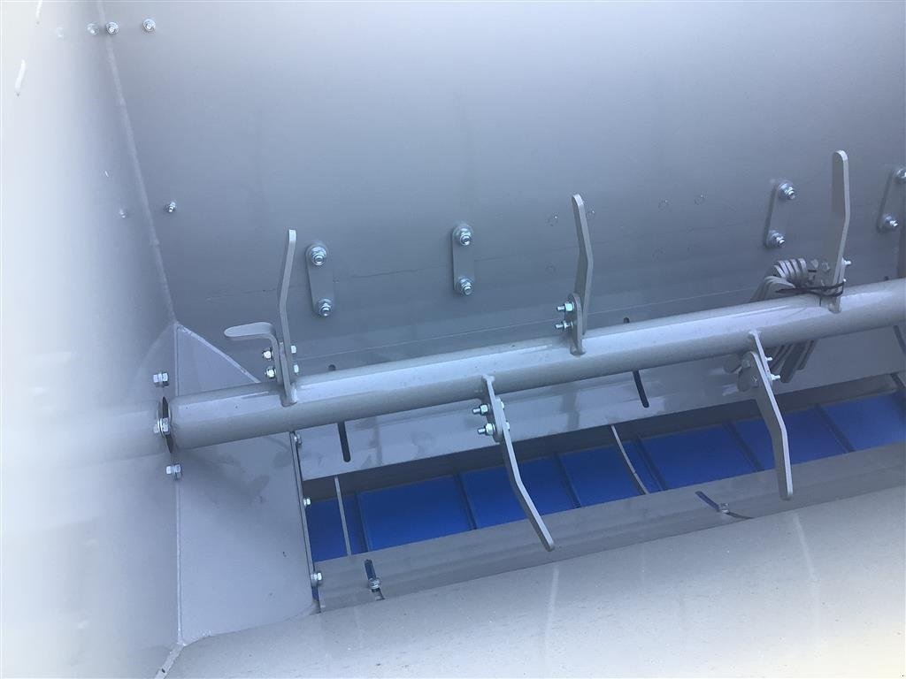 Einstreutechnik des Typs Shelbourne Strøskovl, Gebrauchtmaschine in Rødding (Bild 9)