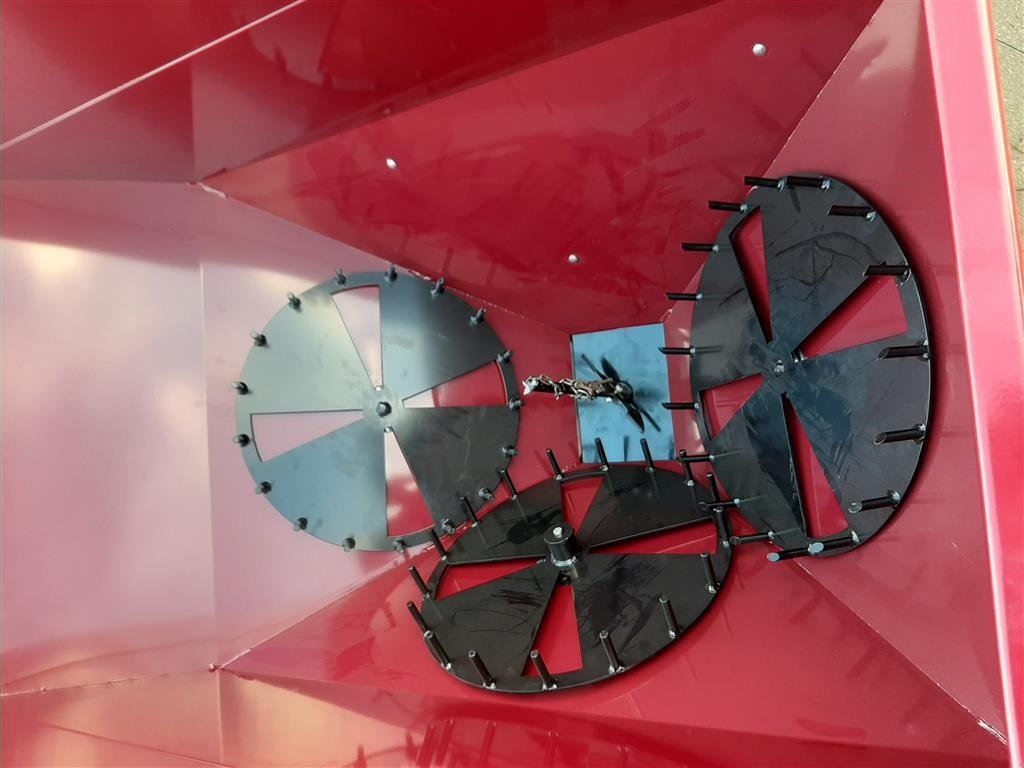 Einstreutechnik typu Sonstige 210, Gebrauchtmaschine v Roslev (Obrázek 3)