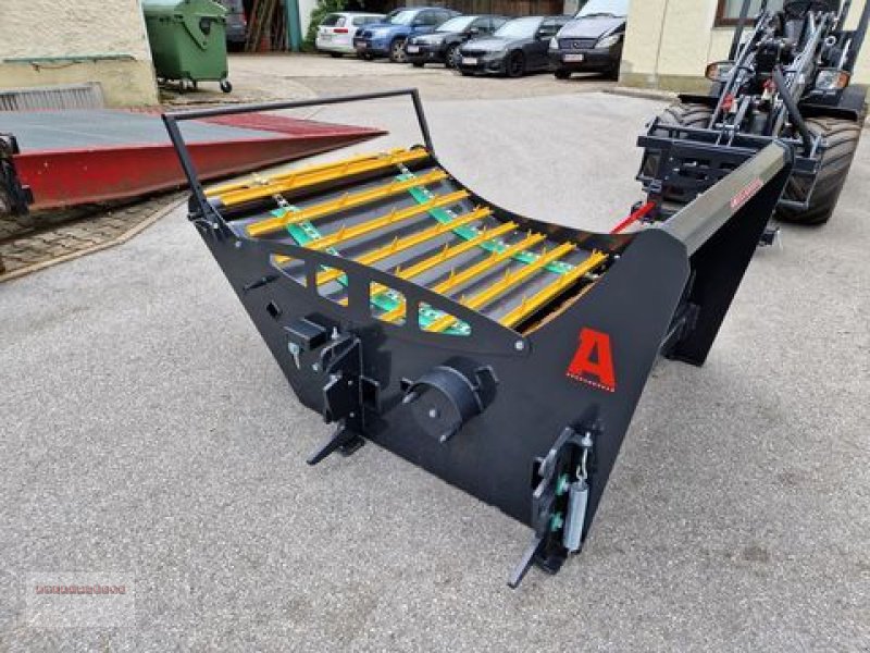 Einstreutechnik Türe ait Sonstige Dominator Rundballenauflöser Top Aktion, Gebrauchtmaschine içinde Tarsdorf (resim 8)