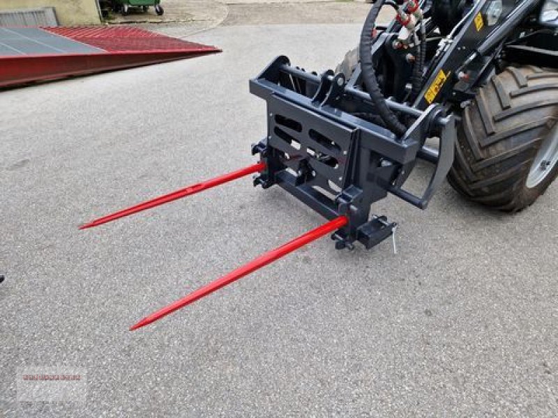 Einstreutechnik Türe ait Sonstige Dominator Rundballenauflöser Top Aktion, Gebrauchtmaschine içinde Tarsdorf (resim 10)