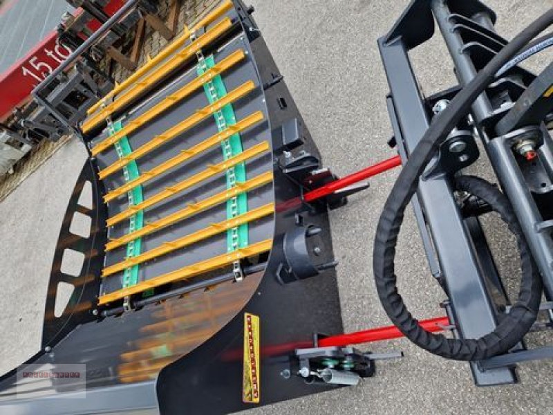 Einstreutechnik Türe ait Sonstige Dominator Rundballenauflöser Top Aktion, Gebrauchtmaschine içinde Tarsdorf (resim 4)