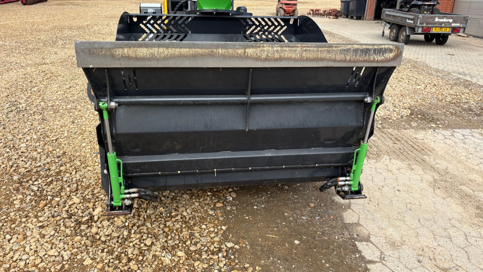 Einstreutechnik от тип Sonstige DUO COMPACT, Gebrauchtmaschine в Roslev (Снимка 3)