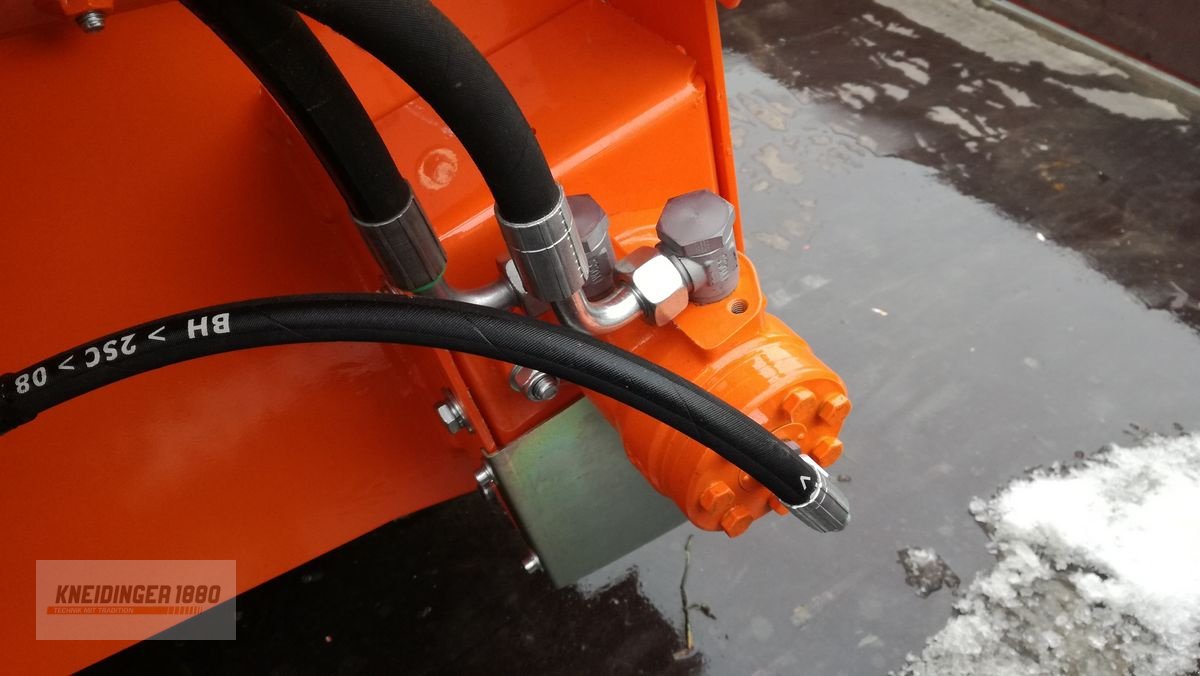 Einstreutechnik of the type Sonstige Einstreuschaufel EG 2200, Neumaschine in Altenfelden (Picture 7)