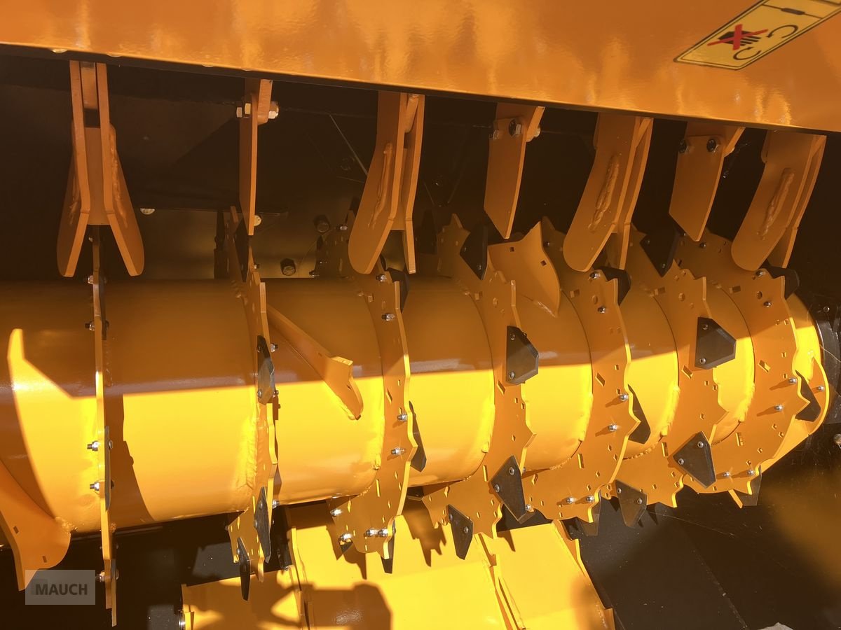 Einstreutechnik Türe ait Sonstige Emily Sigma Strohverteiler mit Turbine, Neumaschine içinde Burgkirchen (resim 3)