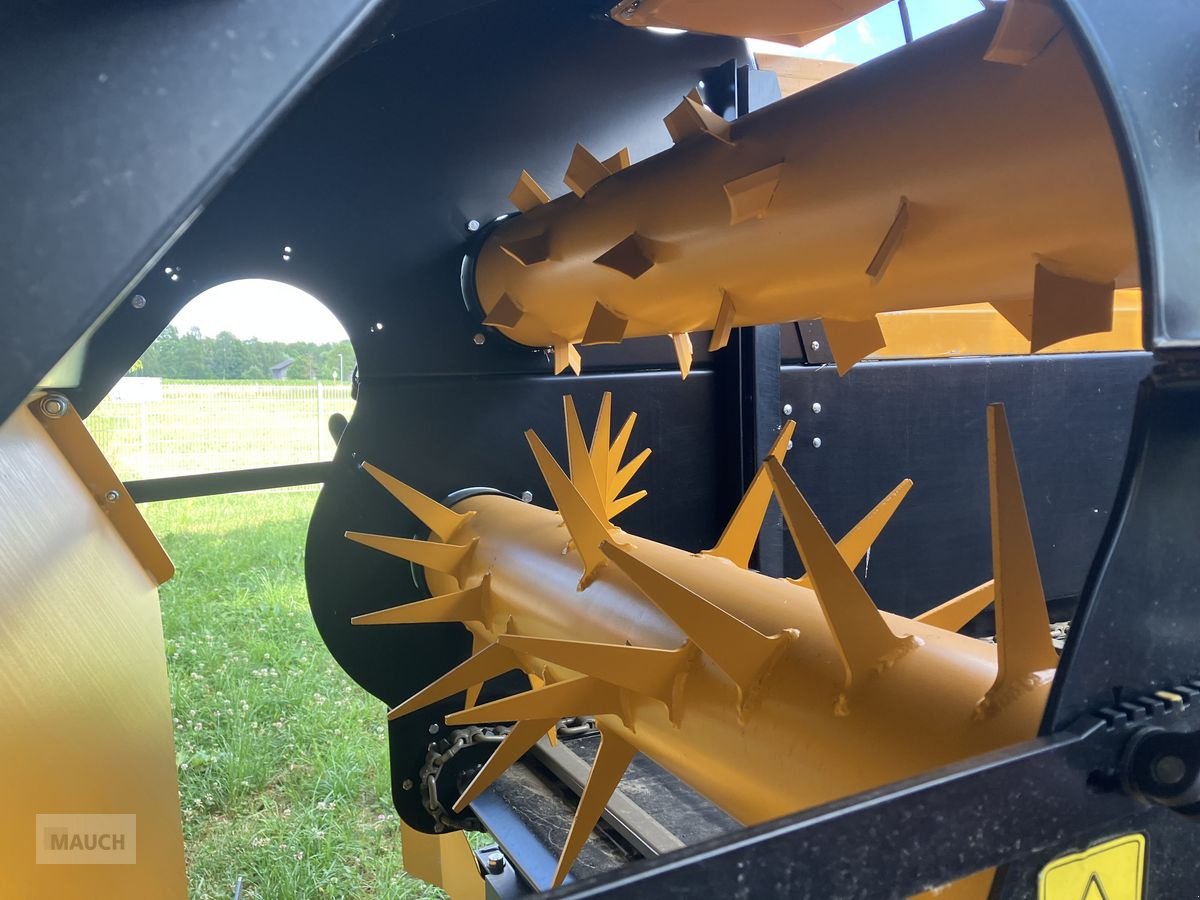 Einstreutechnik of the type Sonstige Emily Vulcano Einstreugerät, Neumaschine in Burgkirchen (Picture 4)