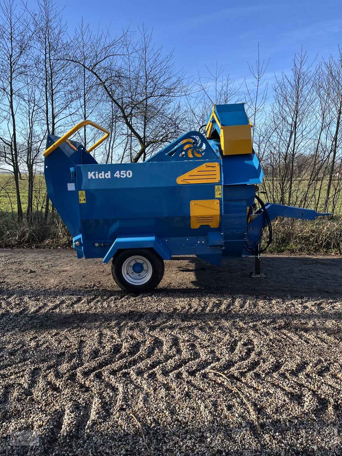 Einstreutechnik des Typs Sonstige Kidd 450 Einstreugerät, Neumaschine in Südbrookmerland (Bild 1)