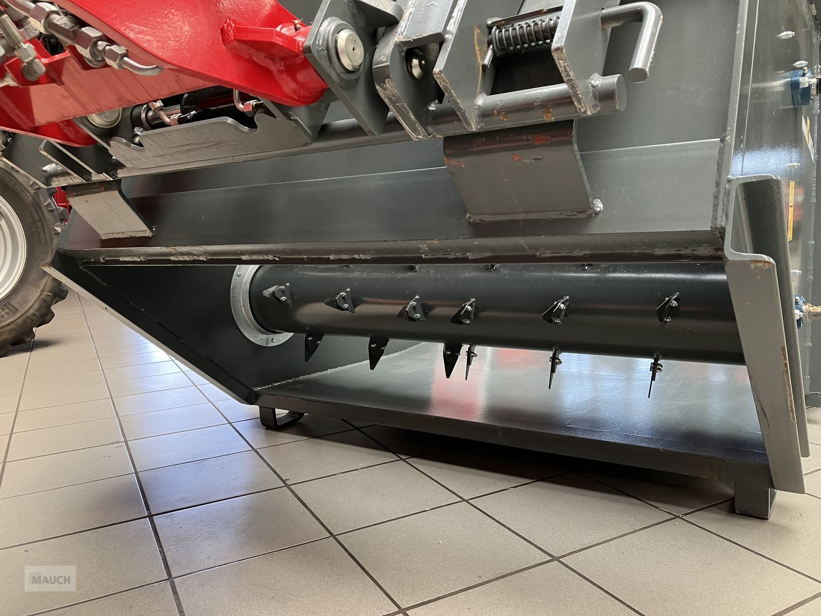 Einstreutechnik Türe ait Sonstige Mehrtens Strohhexe Einstreugerät, Neumaschine içinde Burgkirchen (resim 9)