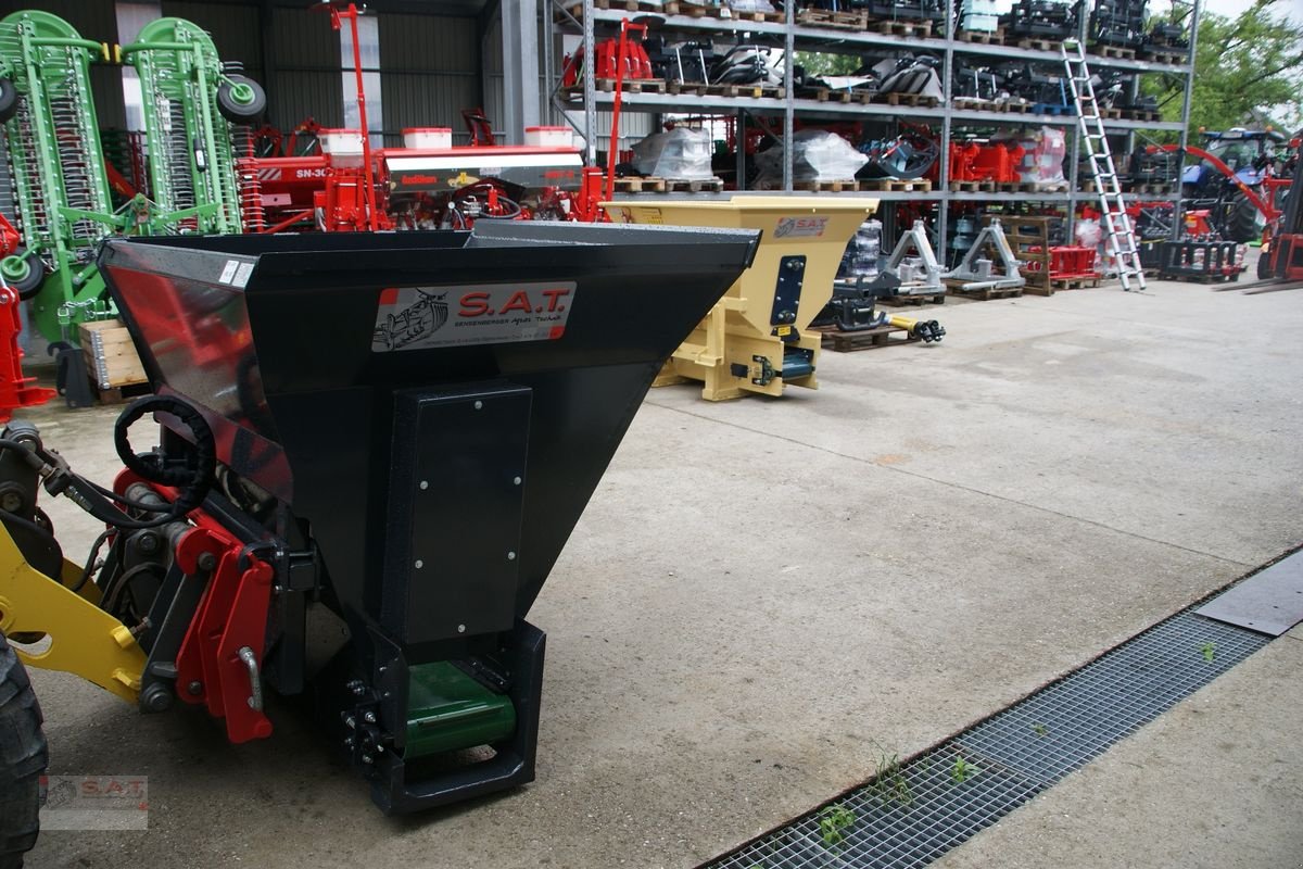 Einstreutechnik des Typs Sonstige SAT-Einstreugerät für Hoflader, Neumaschine in Eberschwang (Bild 2)