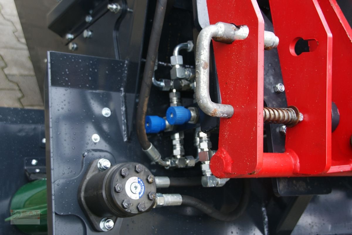 Einstreutechnik des Typs Sonstige SAT-Einstreugerät für Hoflader, Neumaschine in Eberschwang (Bild 4)