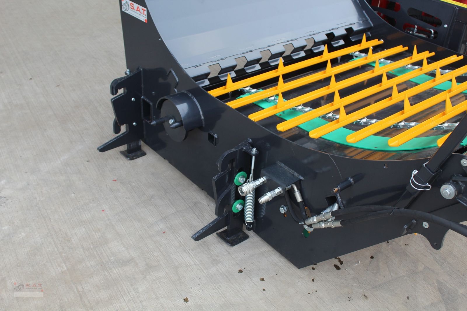 Einstreutechnik des Typs Sonstige SAT Rundballenabroller-Silage-Heu-Stroh, Neumaschine in Eberschwang (Bild 12)