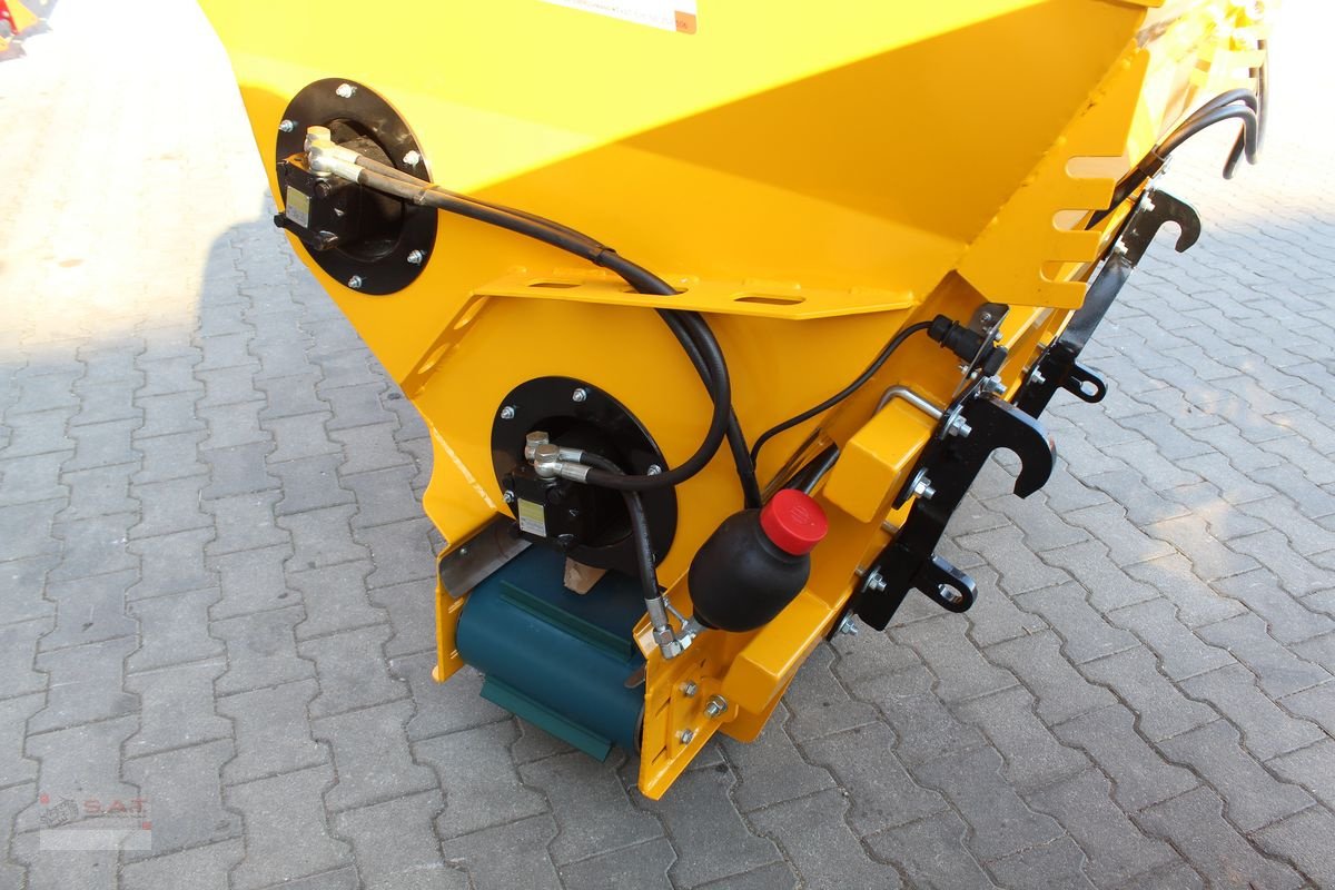 Einstreutechnik of the type Sonstige SAT-TH 130- Einstreu-Einfütterschaufel-NEU, Neumaschine in Eberschwang (Picture 11)