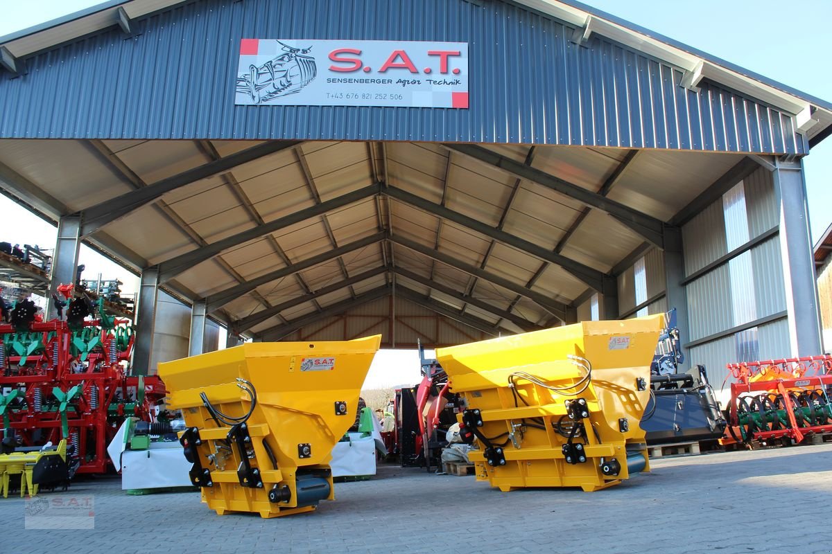 Einstreutechnik of the type Sonstige SAT-TH 130- Einstreu-Einfütterschaufel-NEU, Neumaschine in Eberschwang (Picture 18)