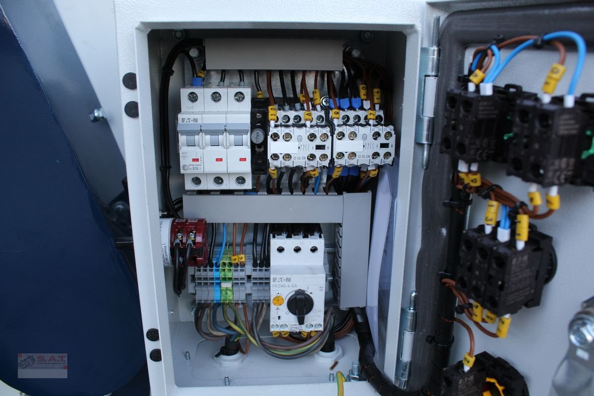 Einstreutechnik Türe ait Sonstige Stationärer Rundballenabwickler, Neumaschine içinde Eberschwang (resim 17)