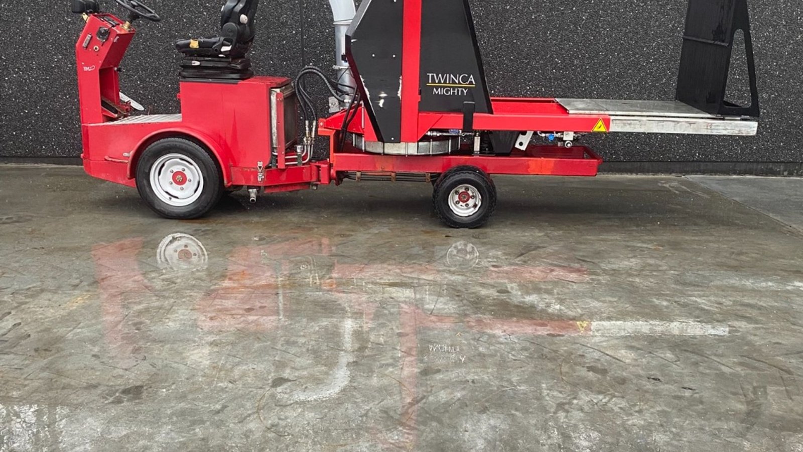 Einstreutechnik des Typs Sonstige Strømaskine Selvkørende, Gebrauchtmaschine in Lintrup (Bild 1)