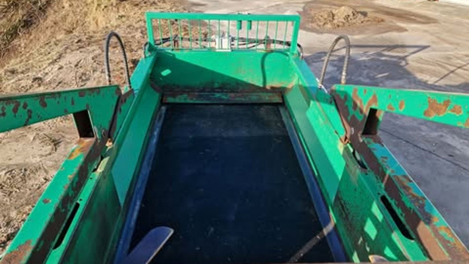 Einstreutechnik от тип Spread-a-Bale MAXI, Gebrauchtmaschine в Møldrup (Снимка 4)