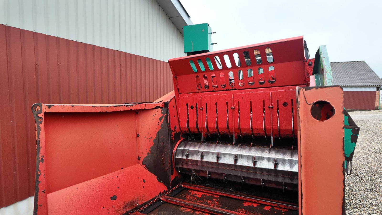 Einstreutechnik Türe ait Taarup 832, Gebrauchtmaschine içinde Møldrup (resim 4)