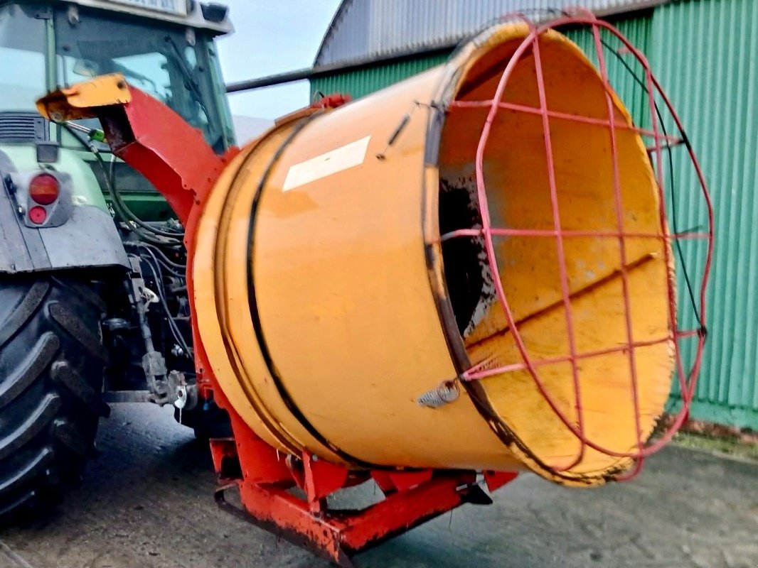 Einstreutechnik типа Teagle Tomahawk 404M, Gebrauchtmaschine в Liebenwalde (Фотография 1)