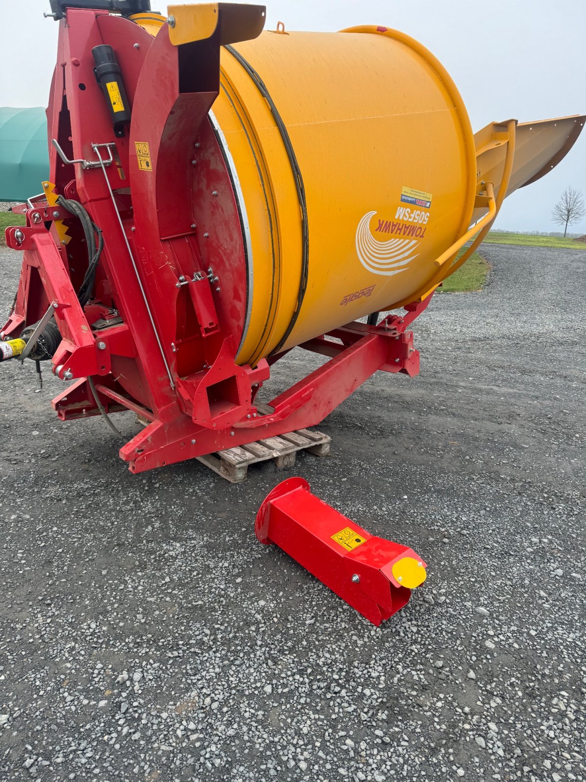 Einstreutechnik des Typs Teagle Tomahawk 505 FSM, Neumaschine in Ebensfeld (Bild 3)