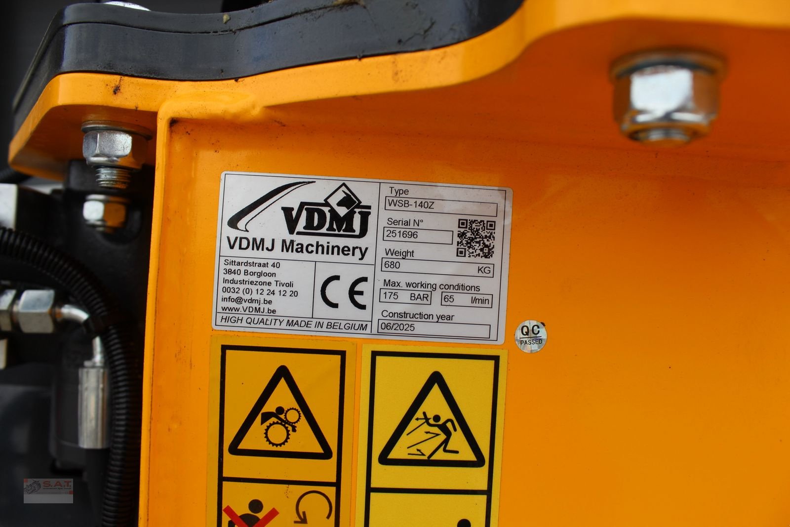 Einstreutechnik of the type VDMJ 140 Z-Einstreumaschine-Einstreugerät, Neumaschine in Eberschwang (Picture 14)