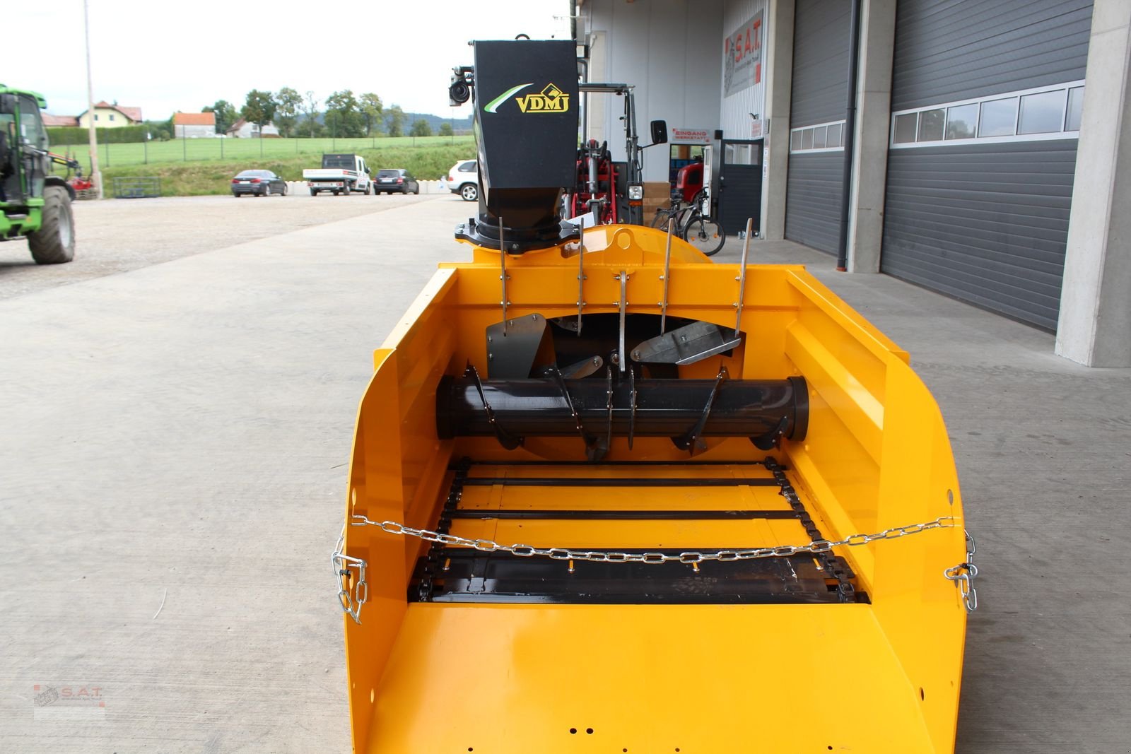 Einstreutechnik of the type VDMJ 140 Z-Einstreumaschine-Einstreugerät, Neumaschine in Eberschwang (Picture 23)